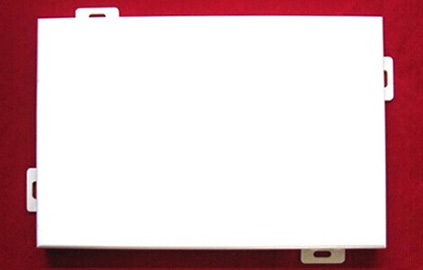 雕（diāo）花鋁單板